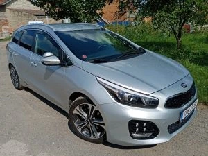 Výcvikové vozidlo Kia Ceed GT Line - Autoškola Valenta Prostějov